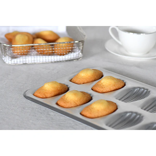 Plaque de 12 madeleines en fer blanc Gobel - Image 3