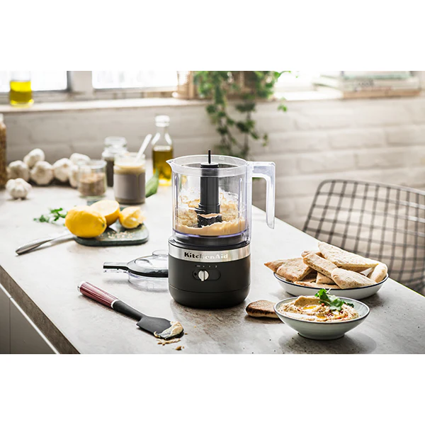 Hachoir électrique sans fil 2 vitesses 1,18 L noir réglisse 5KFCB519EBM Kitchenaid - Image 3