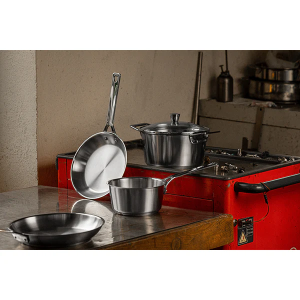 Lot 2 poêles tout inox 1826 24 et 28 cm Cristel - Image 2